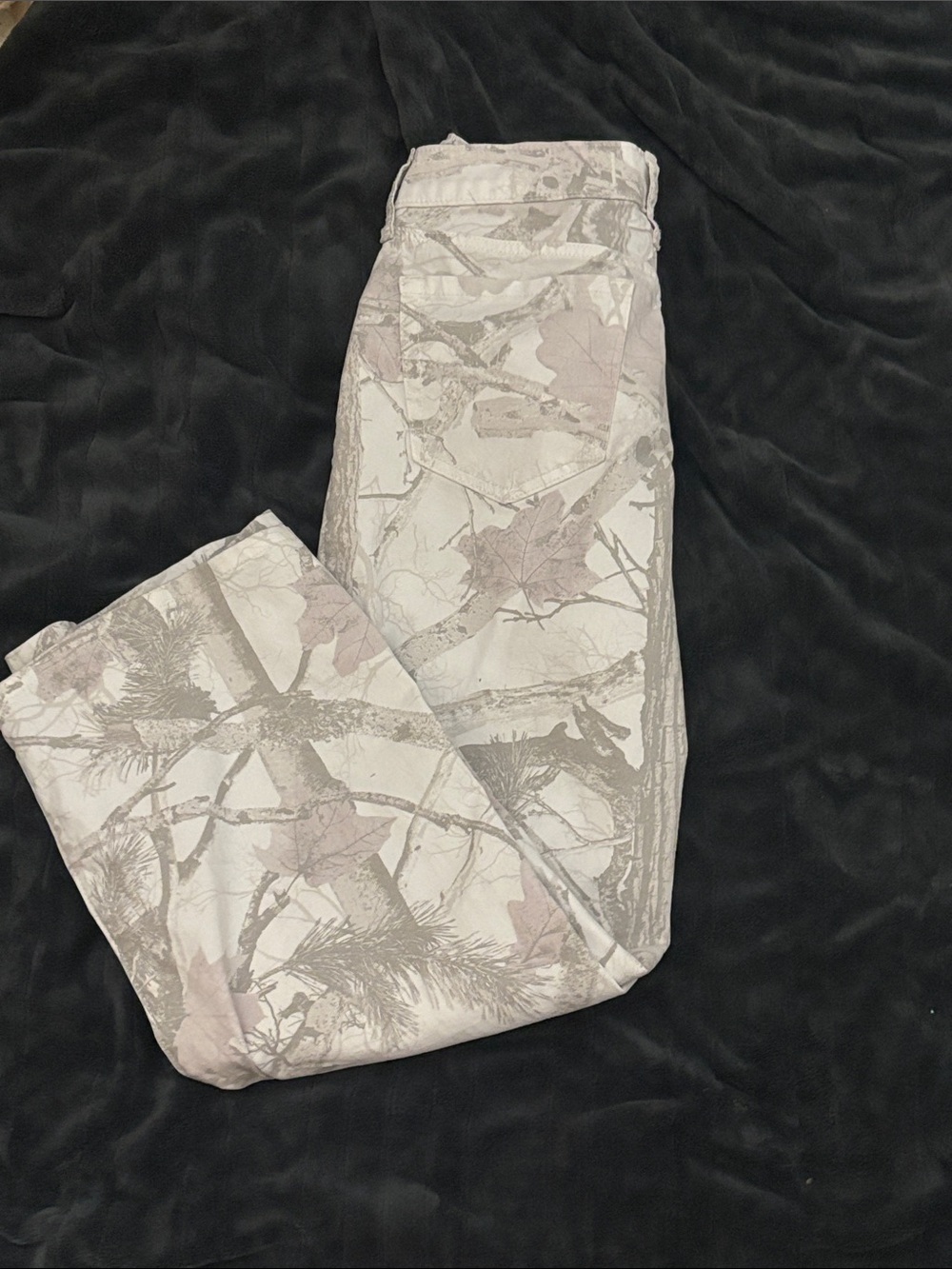 Hollister Women’s Gray White Camo  Jeans